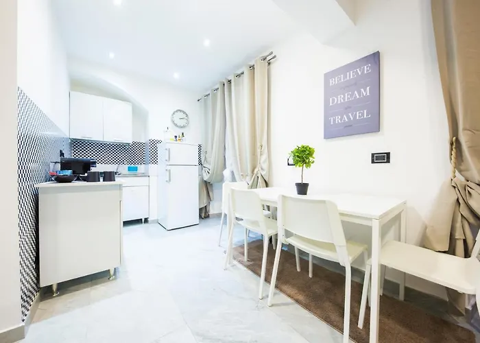 Lägenhet Maccaja House By Holidayhome24