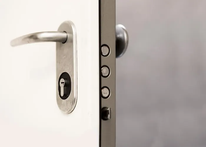 Lägenhet Maccaja House By Holidayhome24